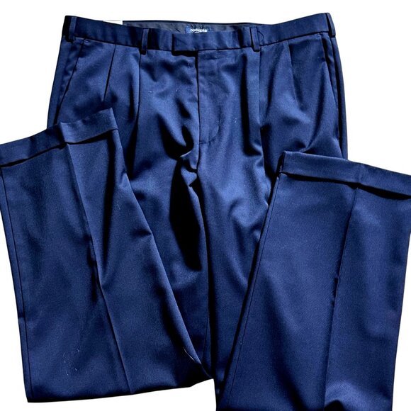 Dockers Men's Signature Classic Casual Trouser Pants, Black, 38W x 34L Pleated - Picture 6 of 11